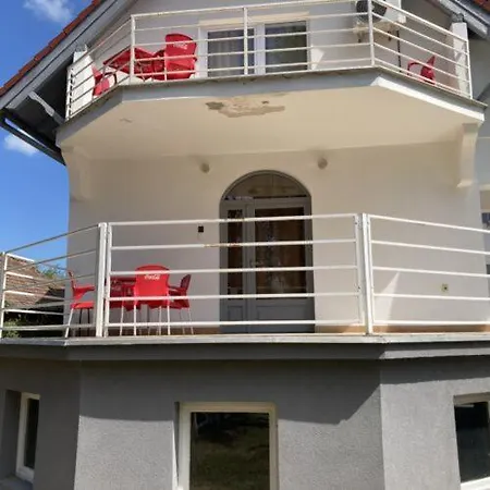 Appartement Pizza Sztori Balatonmáriafürdő