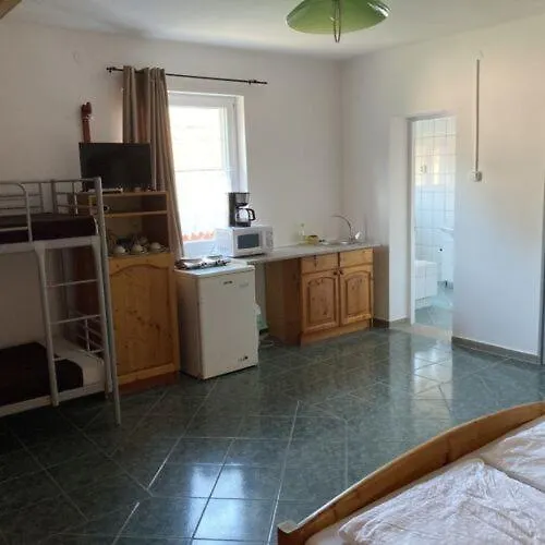 Pizza Sztori * Balatonmáriafürdő